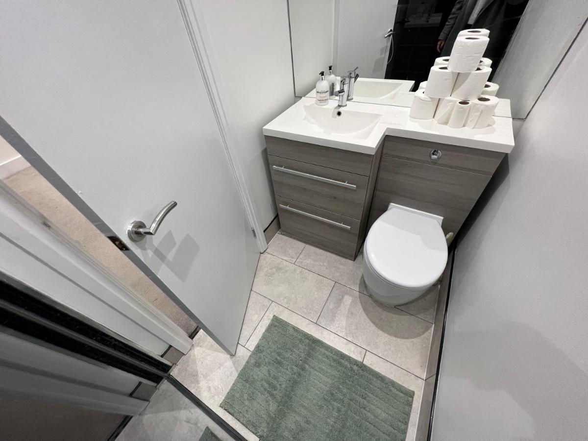 Streatham House - 2 Bedroom - Sleeps 6 - Free Wifi Streatham Vale Exteriör bild